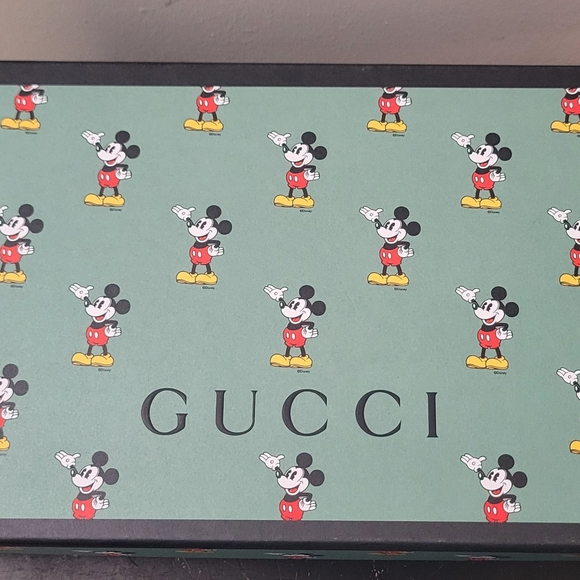 GUCCI LIMITED EDITION MICKEY MOUSE SHOES - Picture 5 of 5